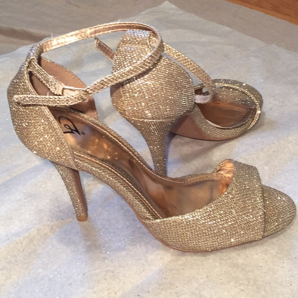 Metallic rose-gold open-toe heels